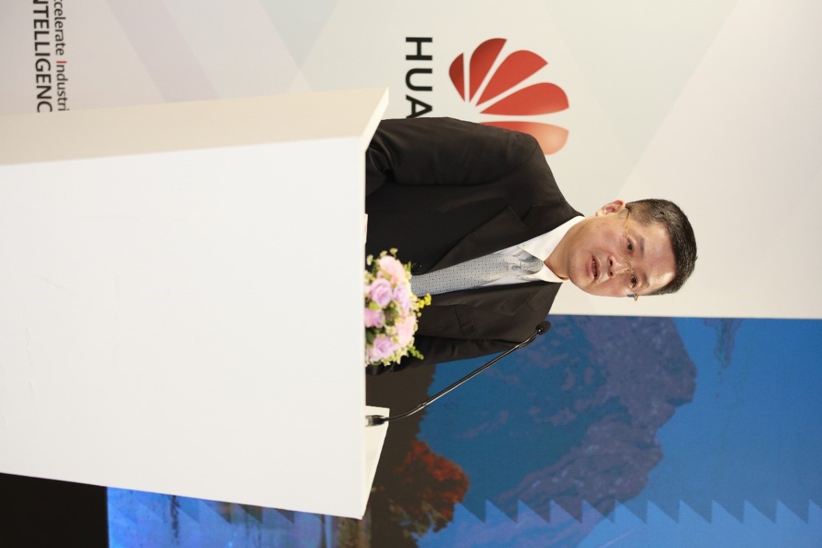 Ernest Zhang, President of the Partner Development and Commercial & Distribution Business Dept, Enterprise Sales Dept, Huawei